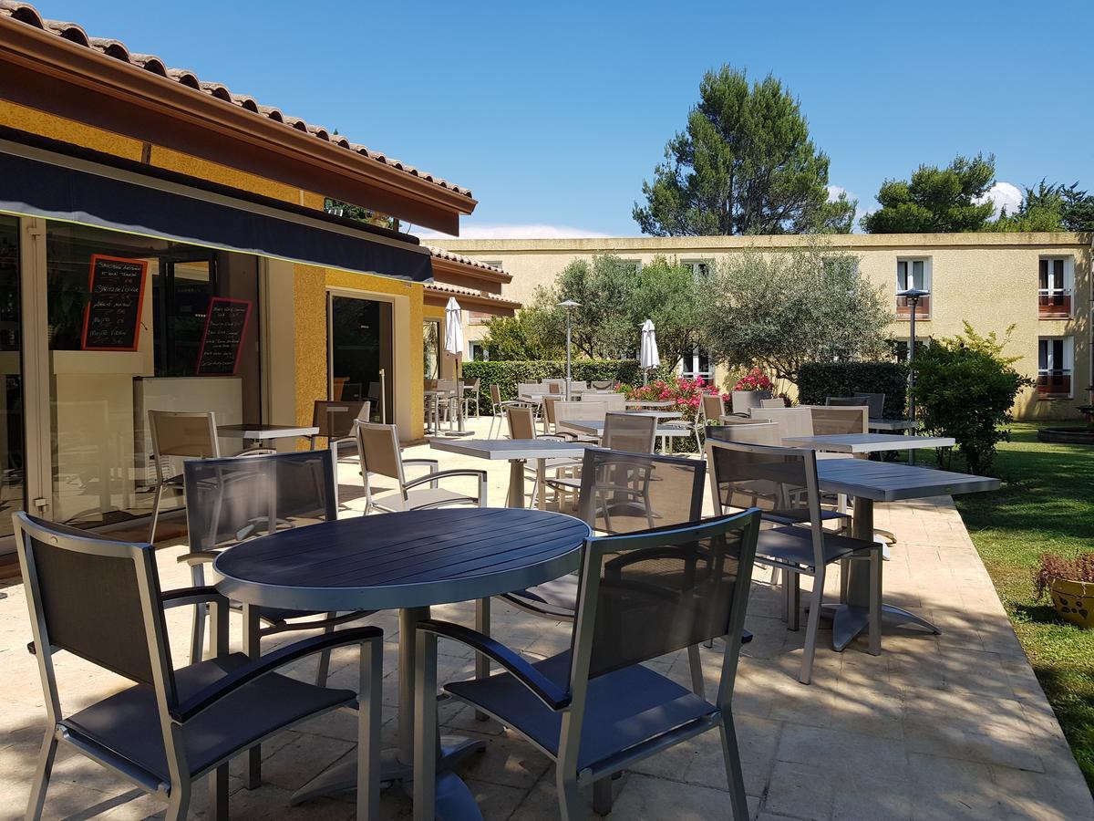 Hotel Restaurant Le Mas De L'Olivier Pont-Saint-Esprit Exterior photo